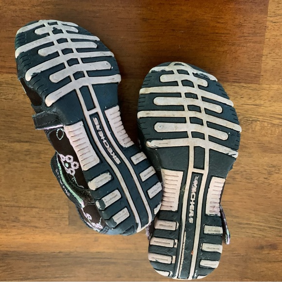 Skechers Toddler Shoes - Picture 7 of 7